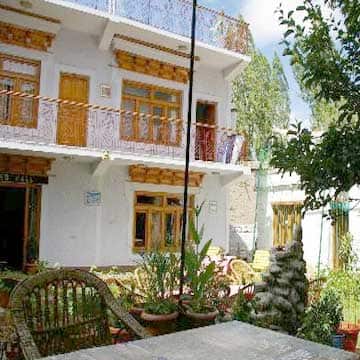 Hotel Shaynam, Leh 1